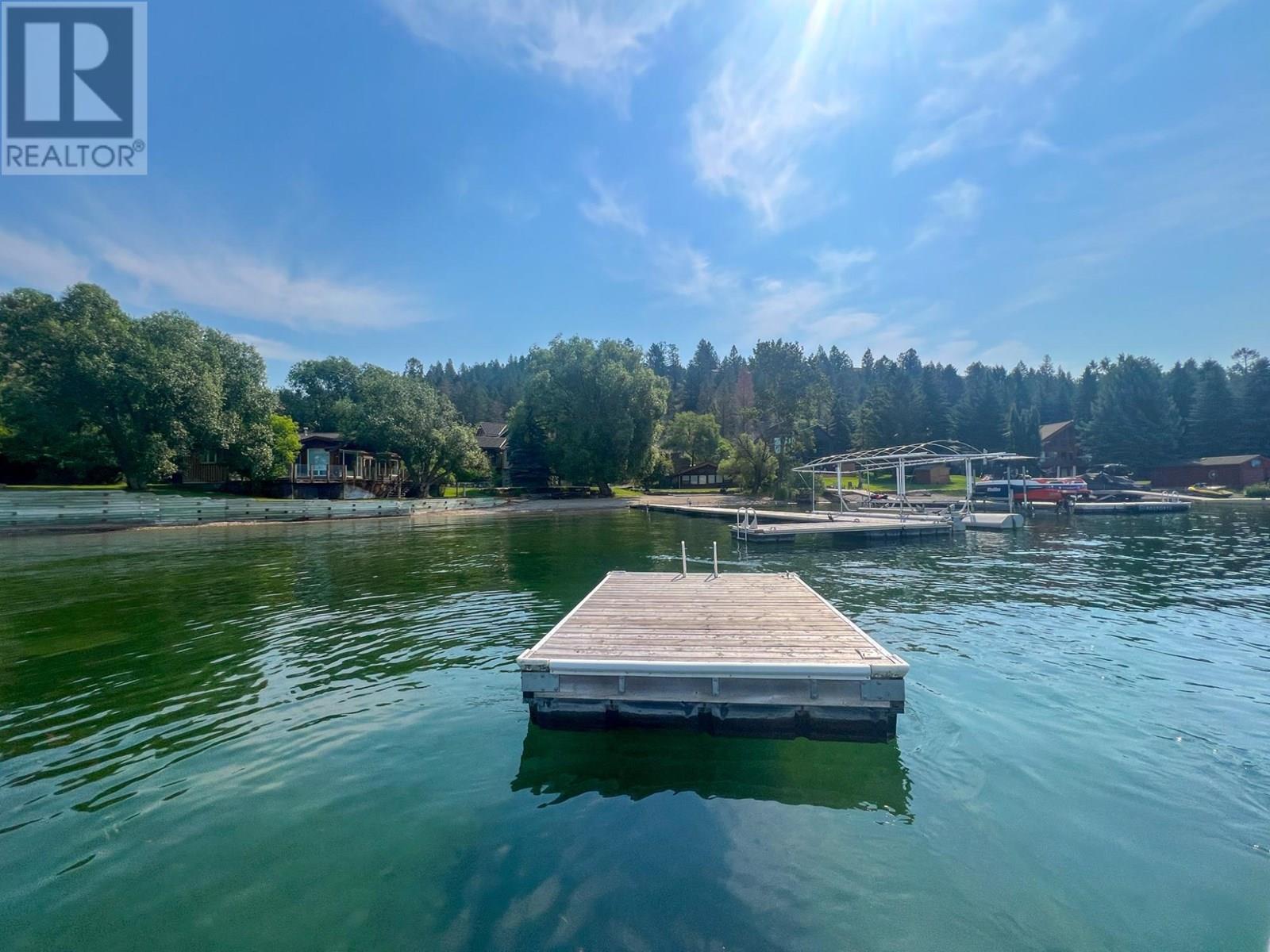 615/619 Lakeview Road, Invermere, British Columbia  V0A 1K3 - Photo 2 - 10354922