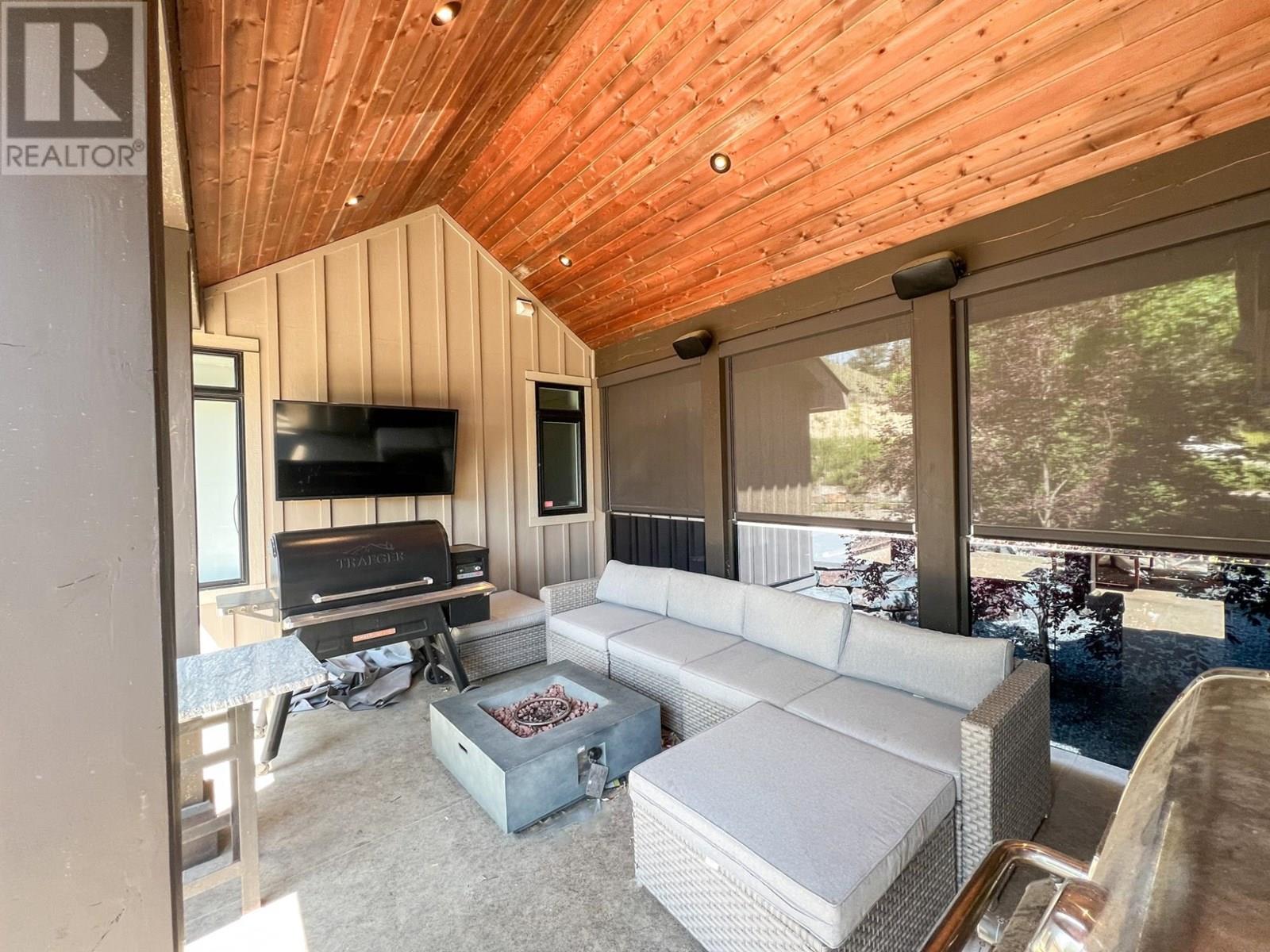 615/619 Lakeview Road, Invermere, British Columbia  V0A 1K3 - Photo 32 - 10354922