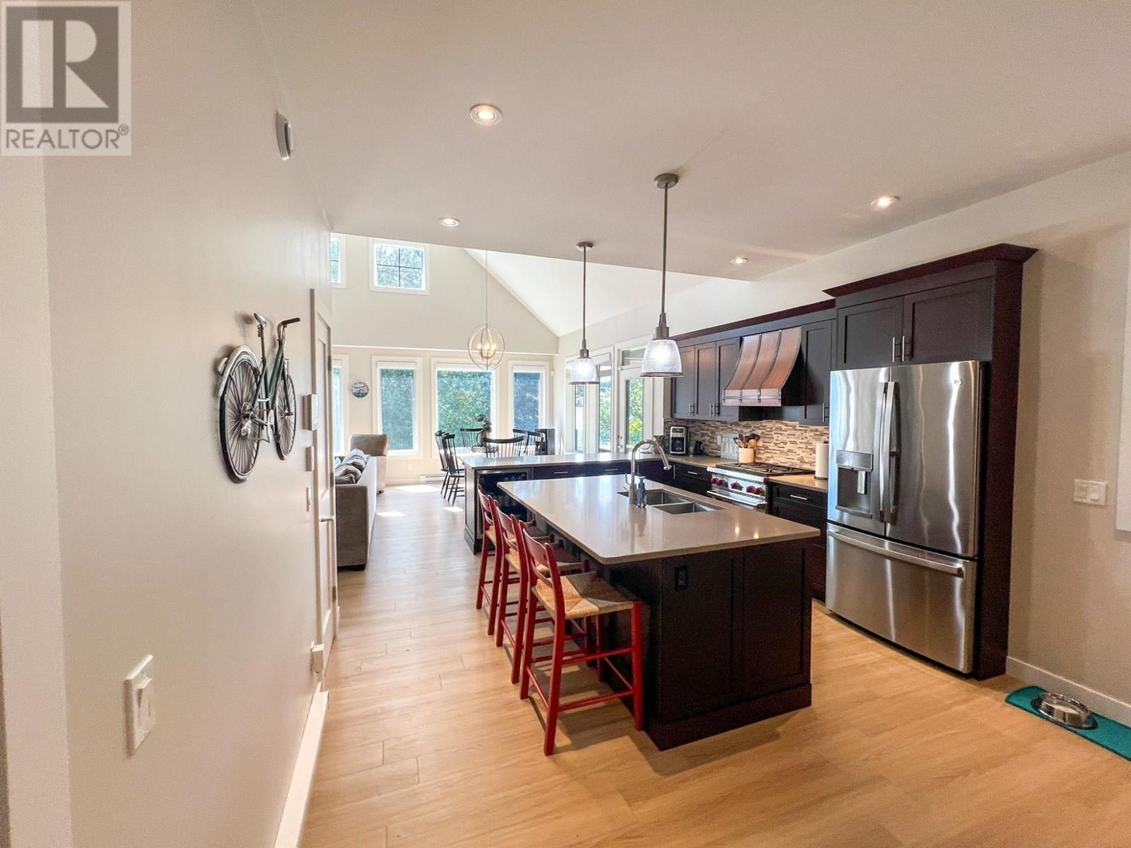 615/619 Lakeview Road, Invermere, British Columbia  V0A 1K3 - Photo 38 - 10354922