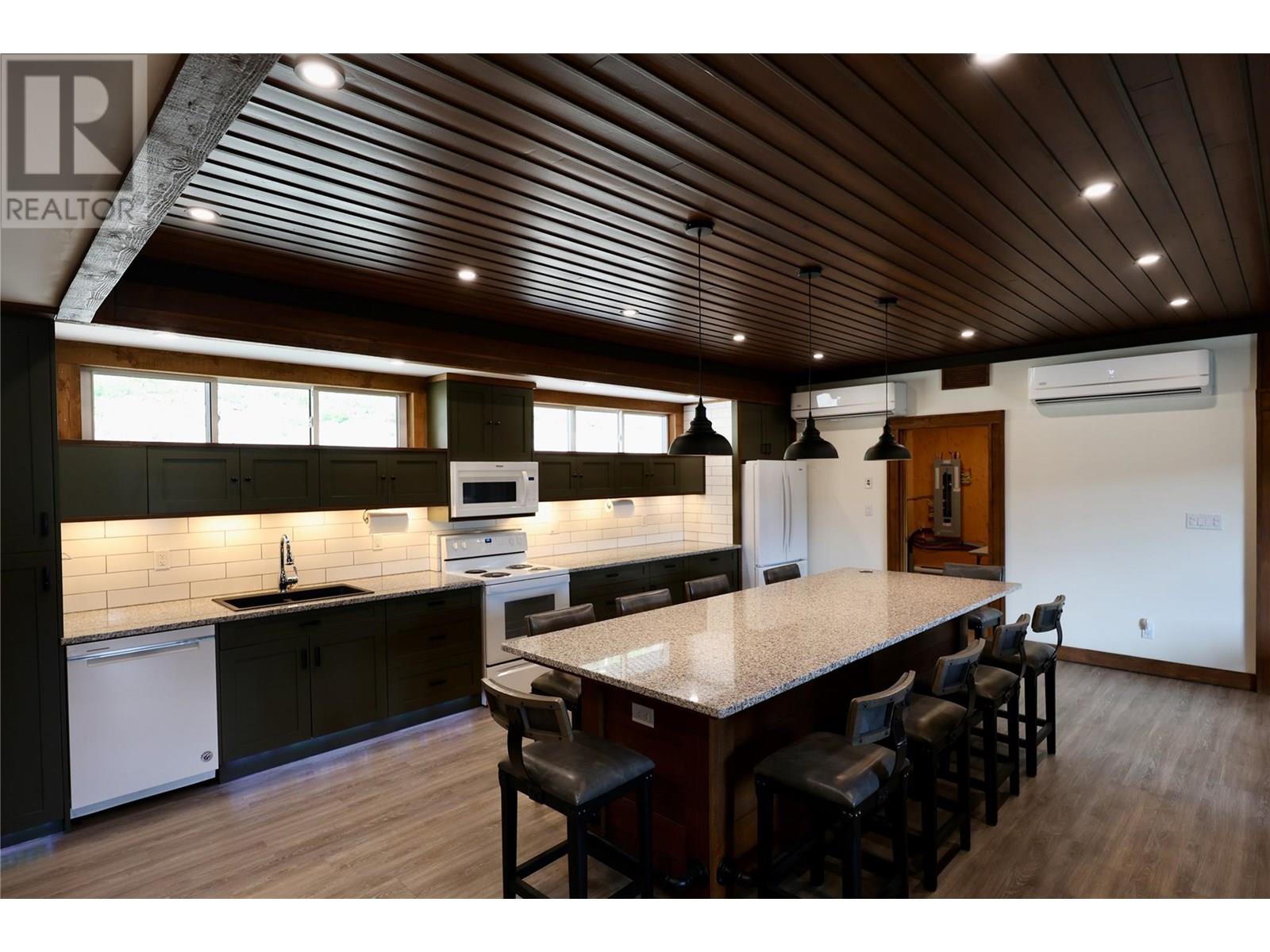 4975 Castledale View Estates Road, Golden, British Columbia  V0A 1L0 - Photo 11 - 10355192