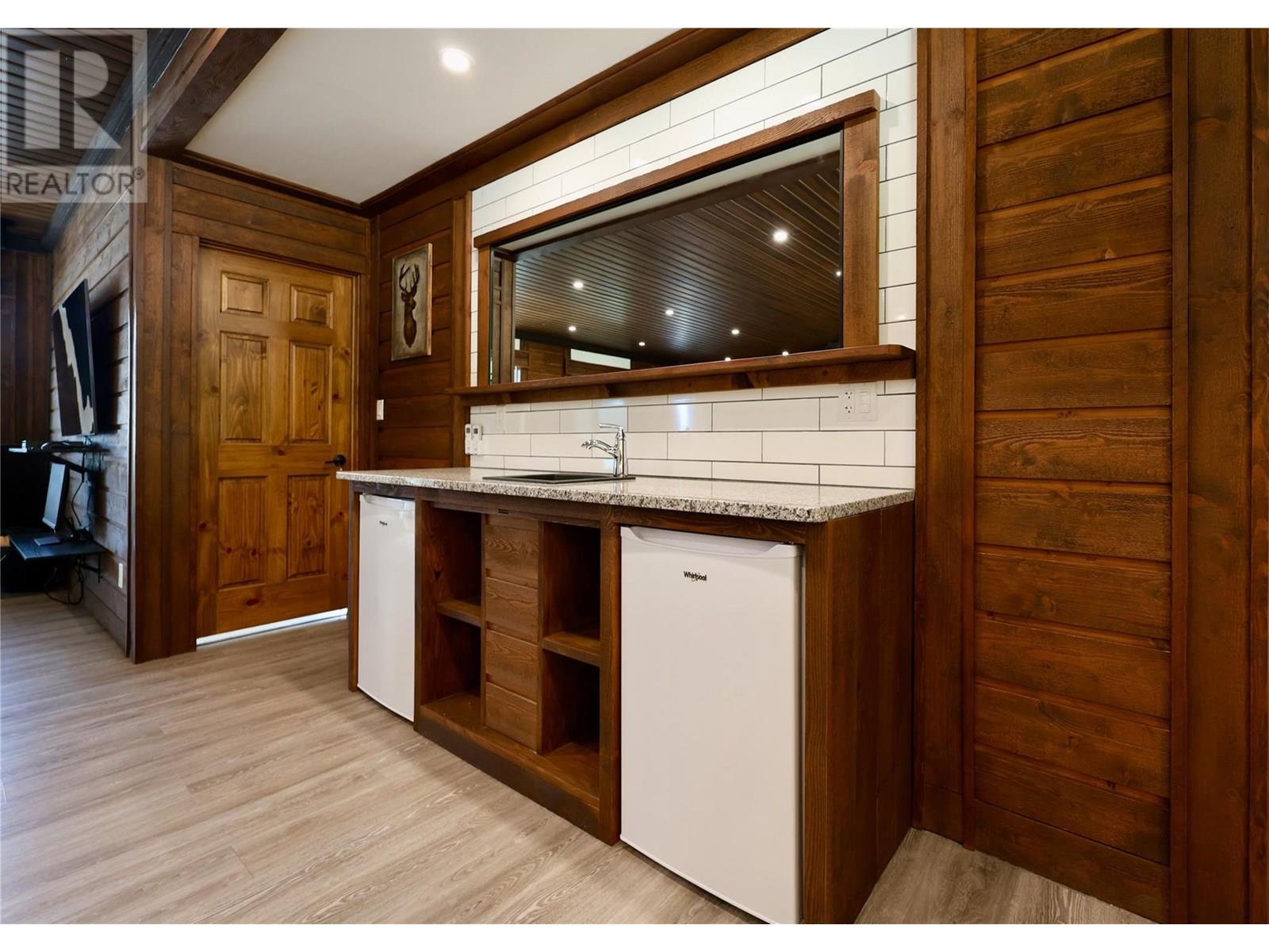 4975 Castledale View Estates Road, Golden, British Columbia  V0A 1L0 - Photo 12 - 10355192