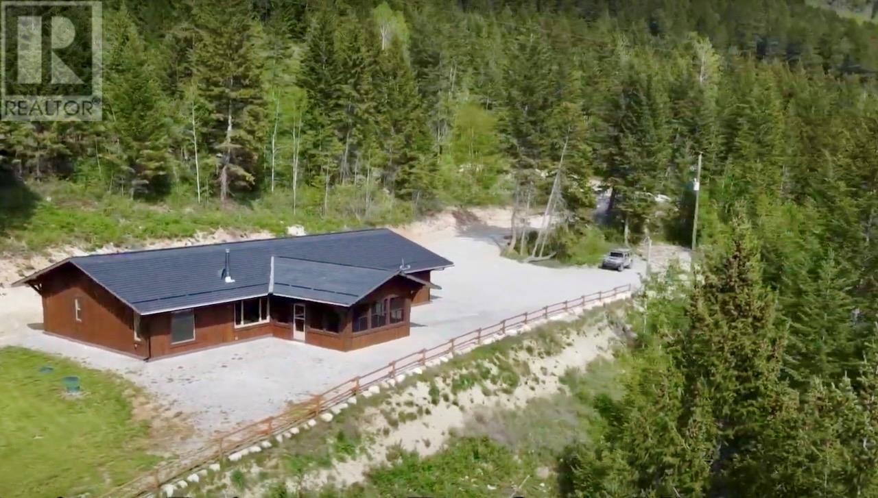 4975 Castledale View Estates Road, Golden, British Columbia  V0A 1L0 - Photo 18 - 10355192