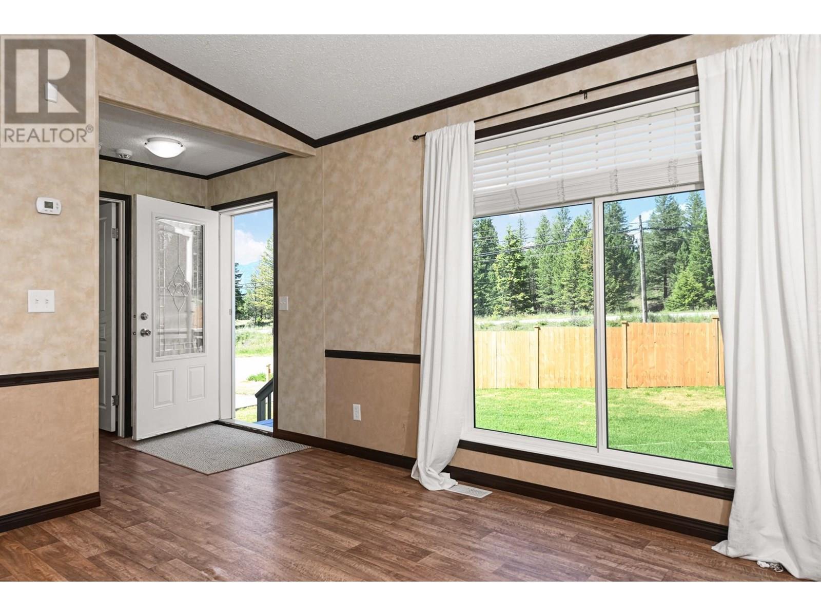 8614 Hwy 93/95 Highway Unit# 6, Dry Gulch, British Columbia  V0A 1M0 - Photo 11 - 10355216