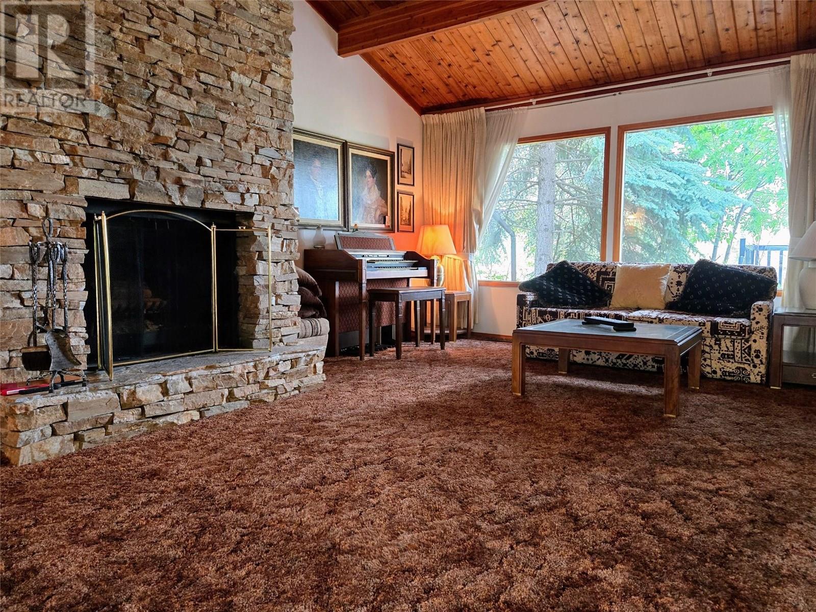 782 Lakeview Road, Invermere, British Columbia  V0A 1K3 - Photo 18 - 10353263