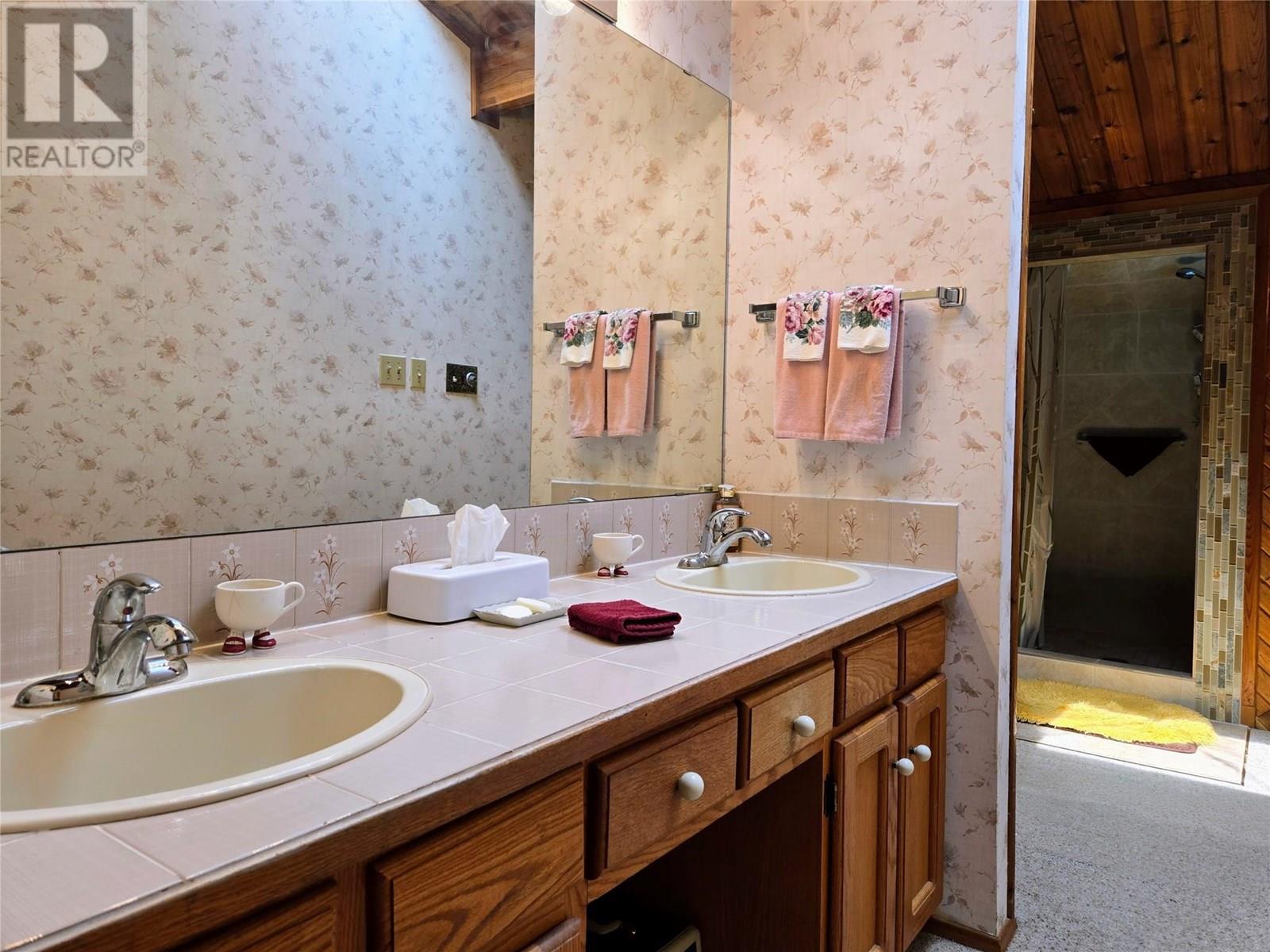 782 Lakeview Road, Invermere, British Columbia  V0A 1K3 - Photo 32 - 10353263