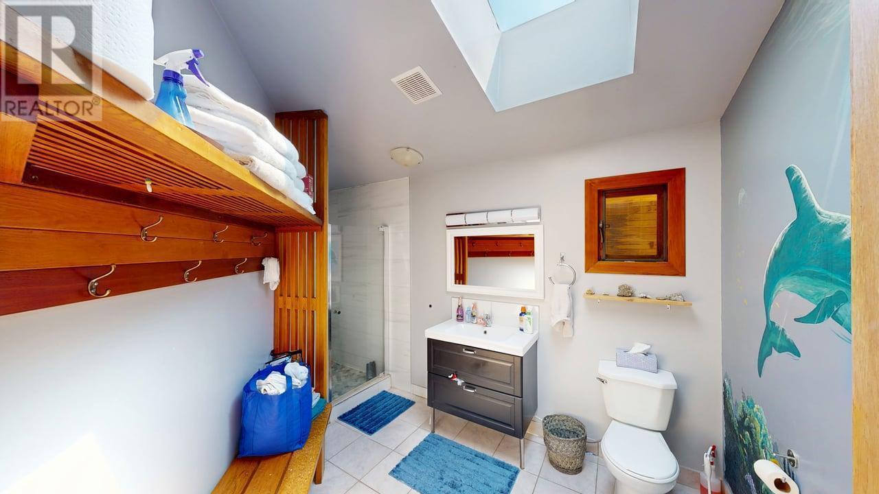 1297 Campbell Road, Golden, British Columbia  V0A 1H7 - Photo 18 - 10354368
