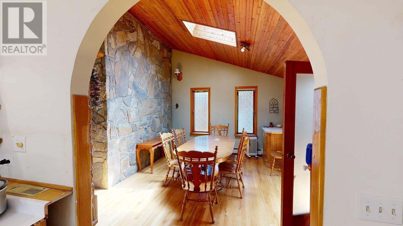 1297 Campbell Road, Golden, British Columbia  V0A 1H7 - Photo 19 - 10354368
