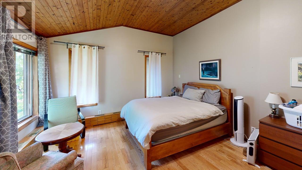 1297 Campbell Road, Golden, British Columbia  V0A 1H7 - Photo 30 - 10354368