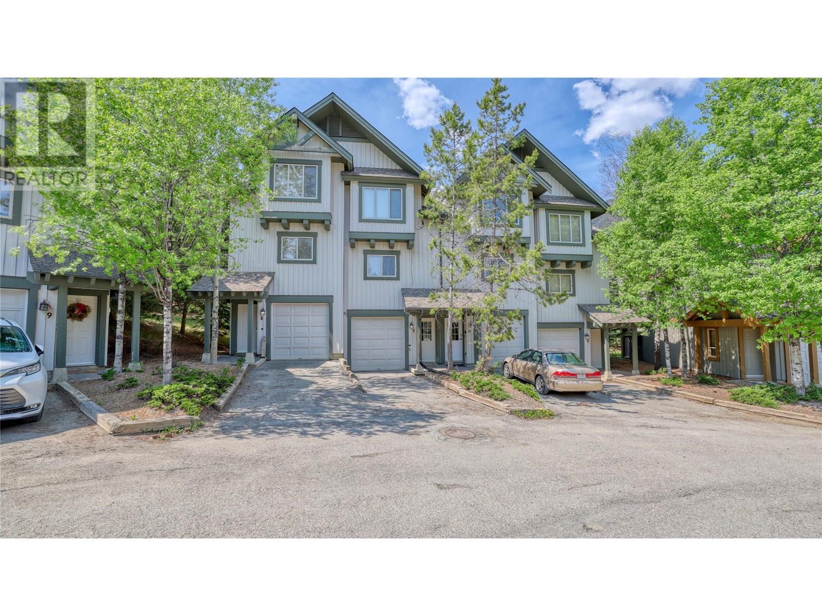 2075 Summit Drive Unit# 7, Panorama, British Columbia  V0A 1T0 - Photo 1 - 10355516
