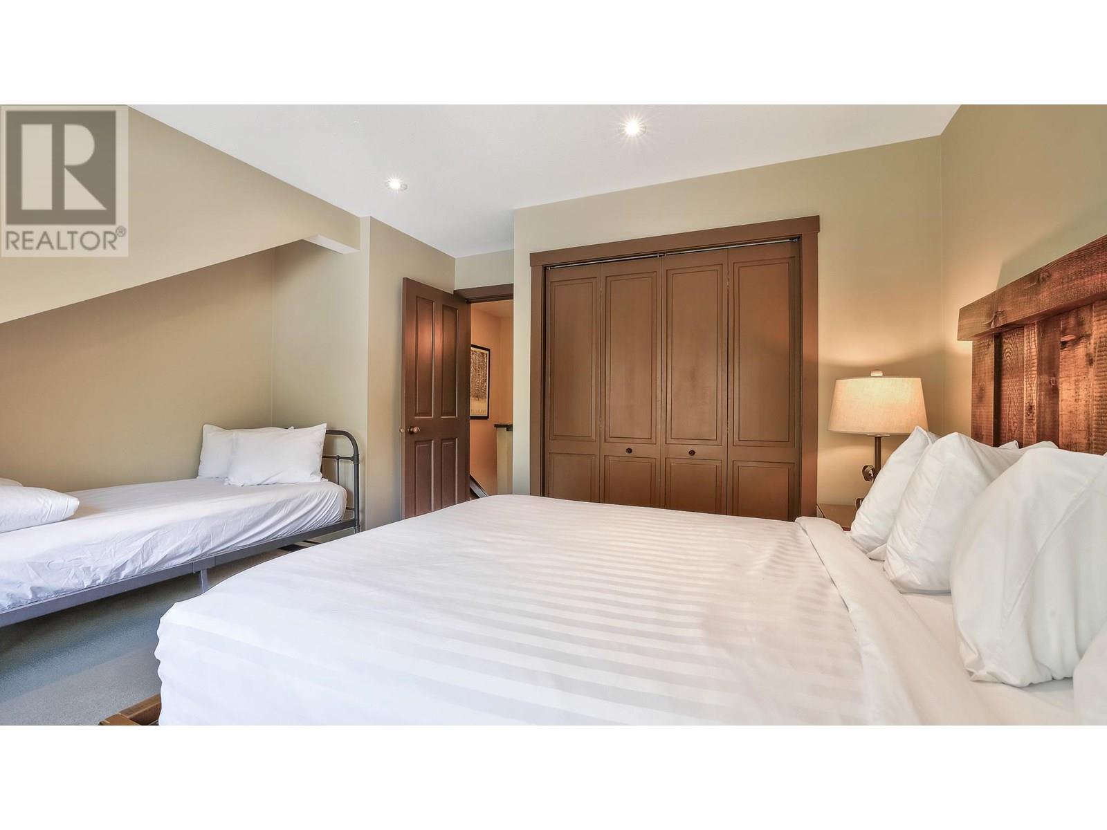 2075 Summit Drive Unit# 7, Panorama, British Columbia  V0A 1T0 - Photo 22 - 10355516
