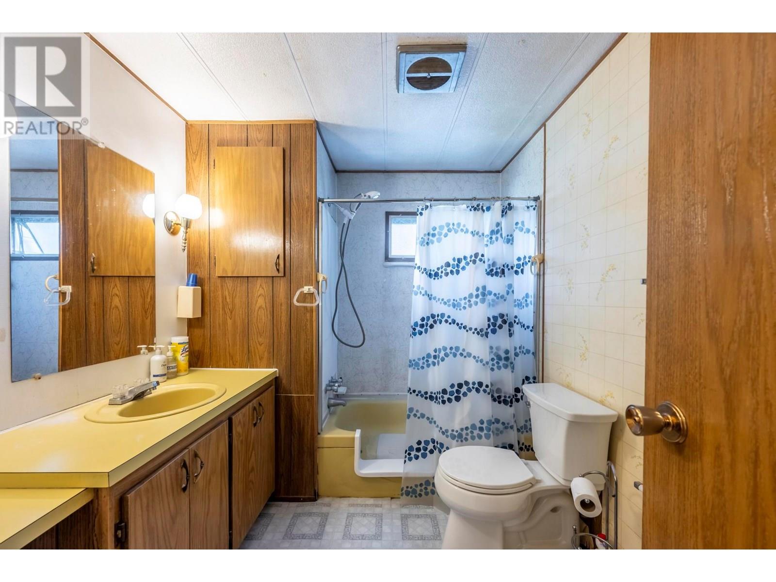 569b Habart Lower Road, Golden, British Columbia  V0A 1H2 - Photo 18 - 10355478