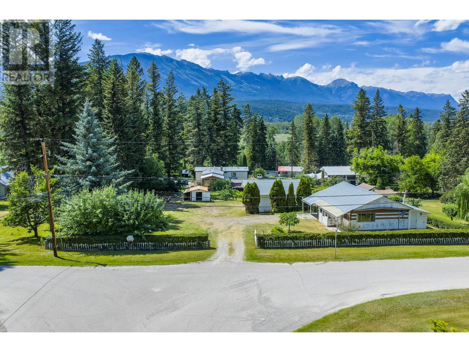 569b Habart Lower Road, Golden, British Columbia  V0A 1H2 - Photo 45 - 10355478