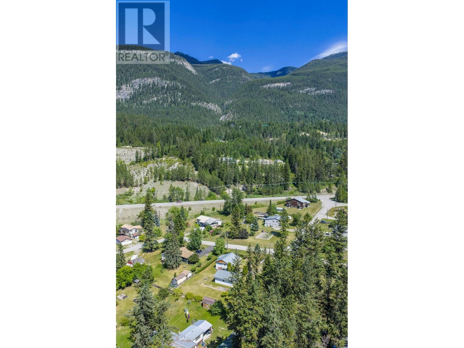 569b Habart Lower Road, Golden, British Columbia  V0A 1H2 - Photo 49 - 10355478