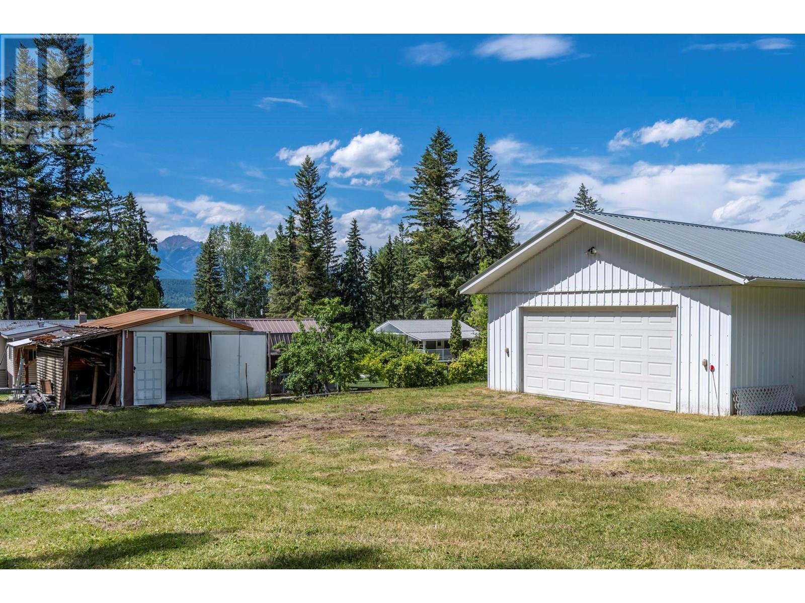 569b Habart Lower Road, Golden, British Columbia  V0A 1H2 - Photo 5 - 10355478