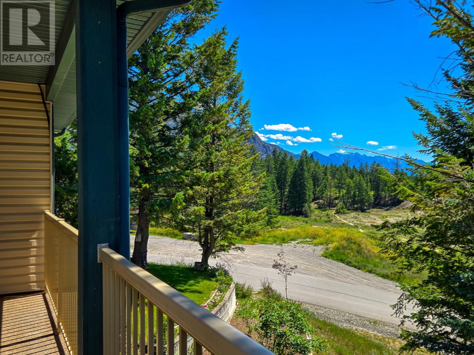 31a Wolf Crescent, Invermere, British Columbia  V0A 1K2 - Photo 1 - 10355560