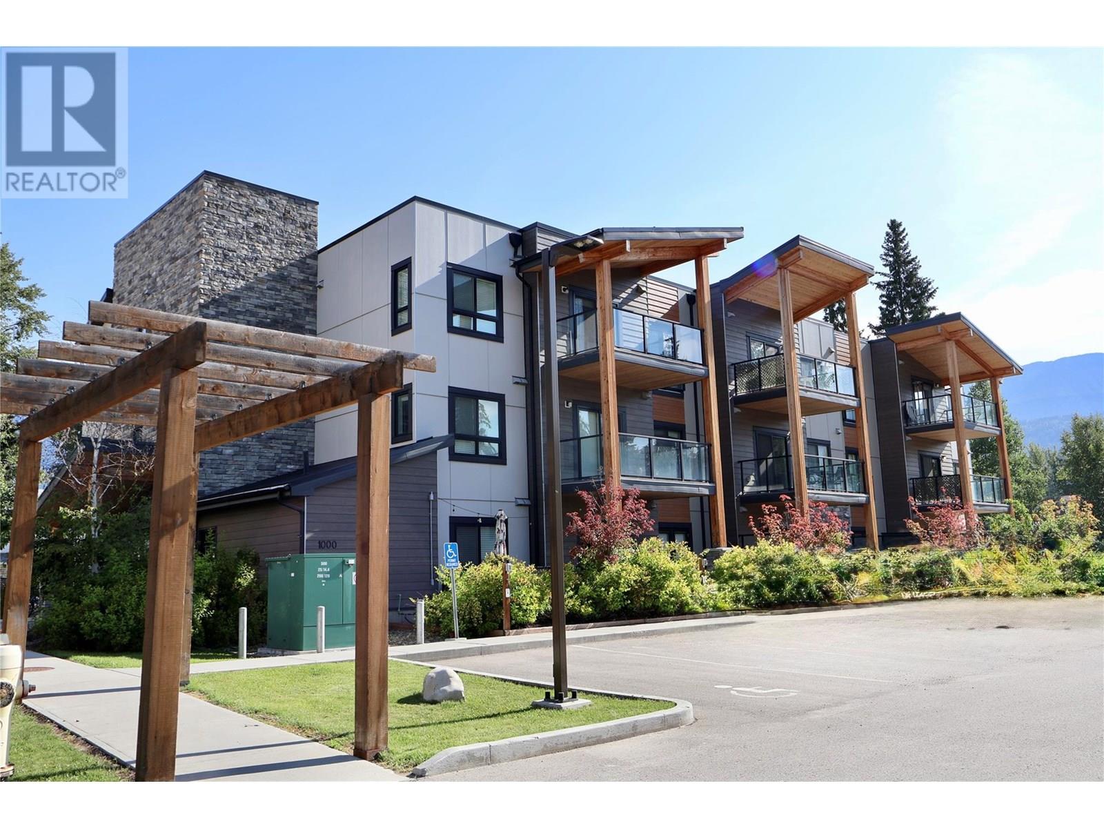 410 5th Avenue Unit# 1202, Golden, British Columbia  V0A 1H0 - Photo 1 - 10355511
