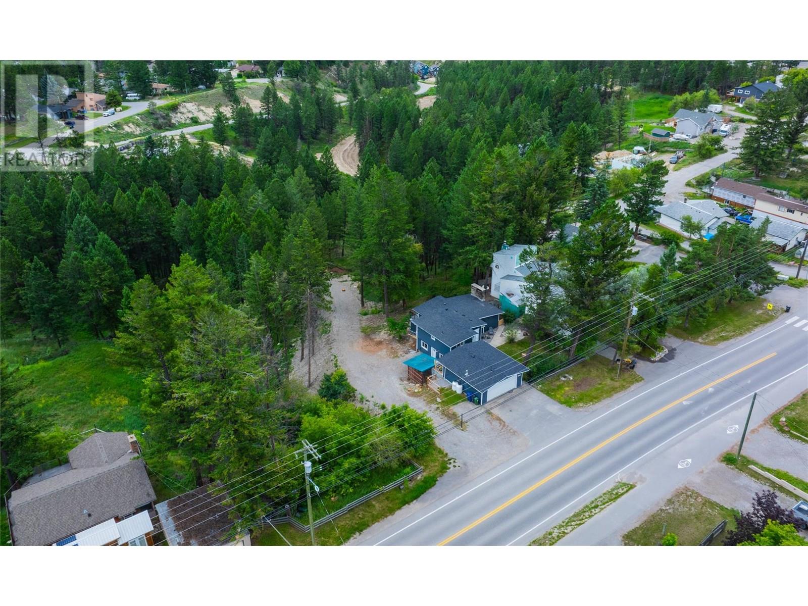 1737 13TH Avenue, Invermere, British Columbia