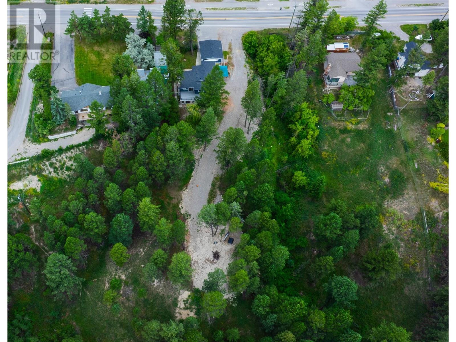 1737 13th Avenue, Invermere, British Columbia  V0A 1K4 - Photo 3 - 10355565