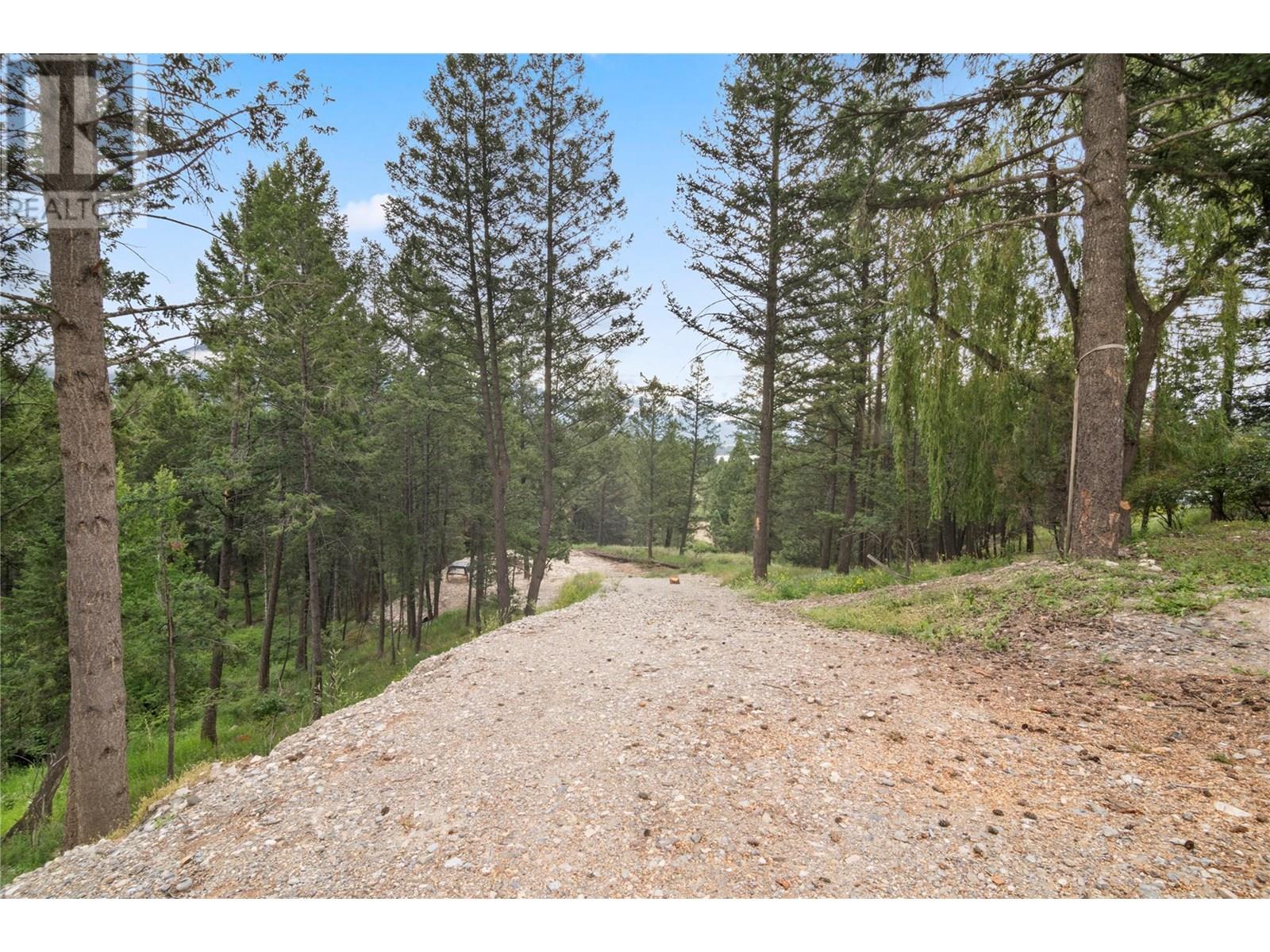 1737 13th Avenue, Invermere, British Columbia  V0A 1K4 - Photo 38 - 10355565