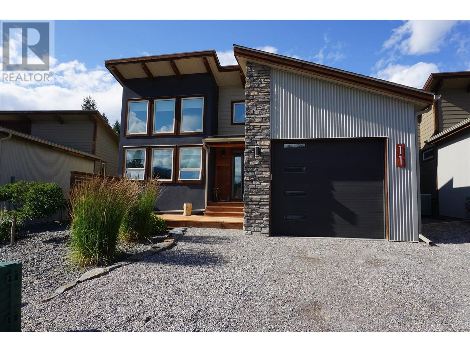 4926 Timber Ridge Road Unit# 11, Windermere, British Columbia