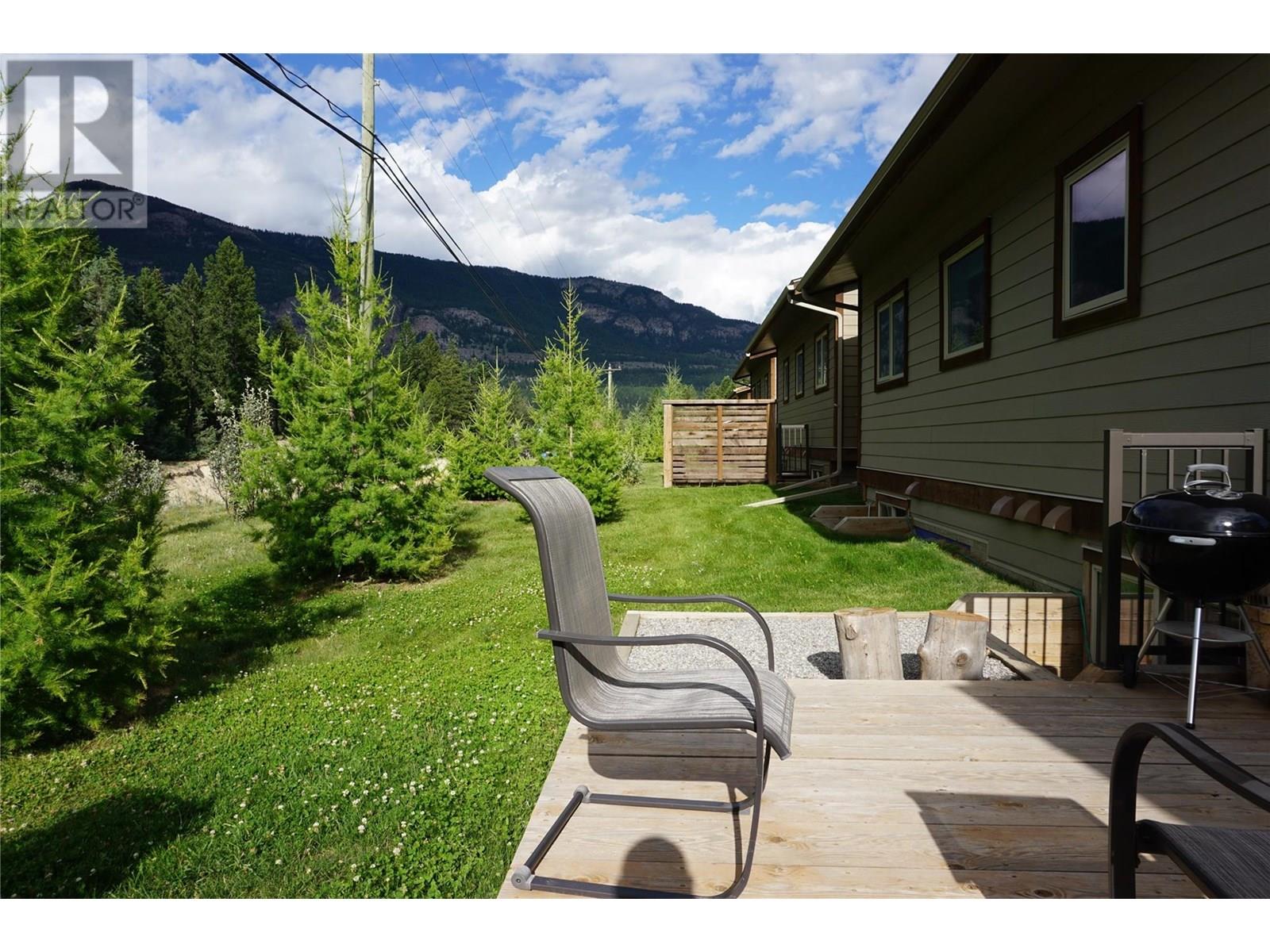 4926 Timber Ridge Road Unit# 11, Windermere, British Columbia  V0A 1K3 - Photo 32 - 10355825