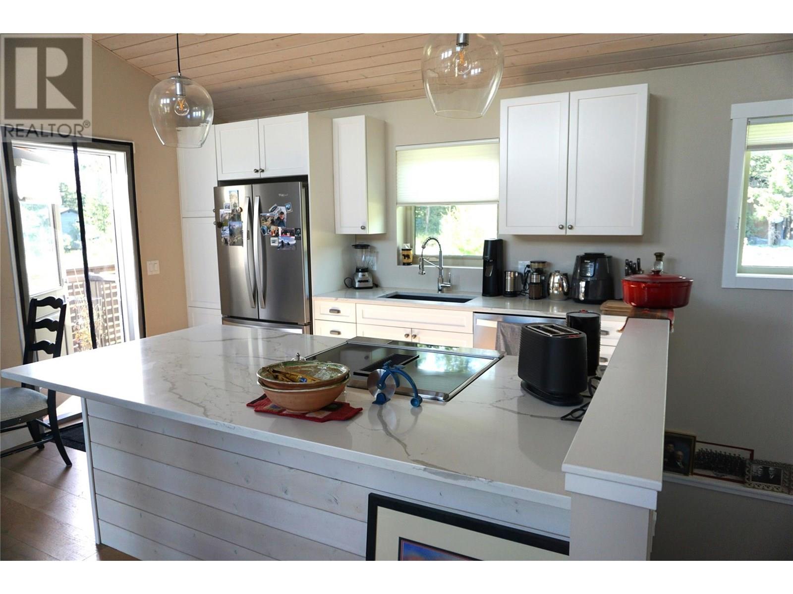 4926 Timber Ridge Road Unit# 11, Windermere, British Columbia  V0A 1K3 - Photo 8 - 10355825