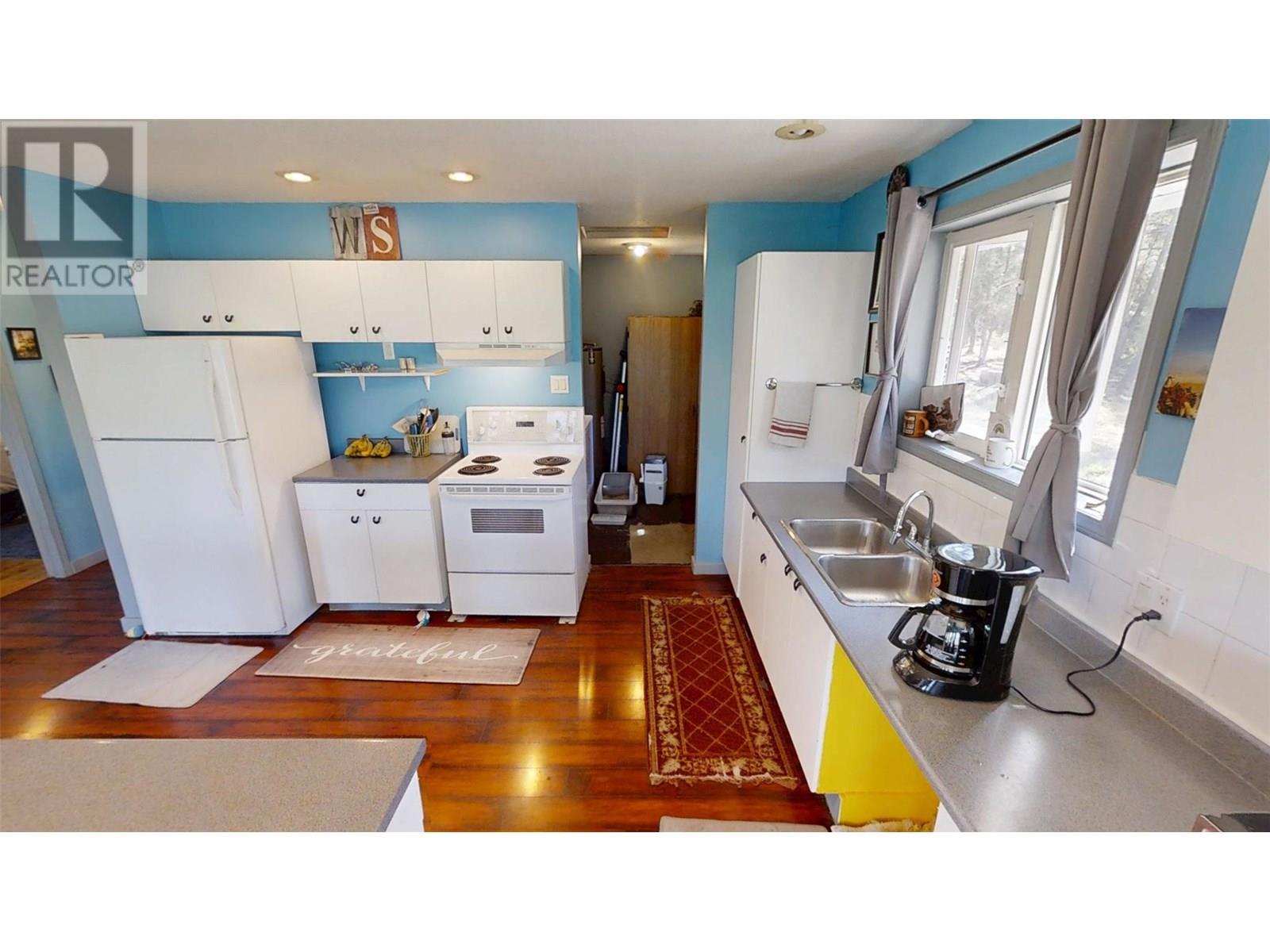 4949 Luxor Creek Road, Spur Valley, British Columbia  V0A 1E0 - Photo 15 - 10355736