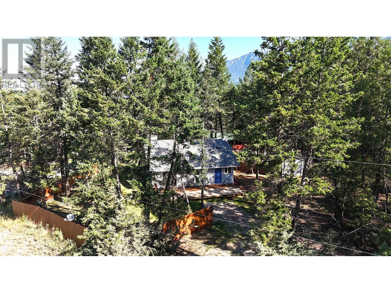 4949 Luxor Creek Road, Spur Valley, British Columbia  V0A 1E0 - Photo 7 - 10355736