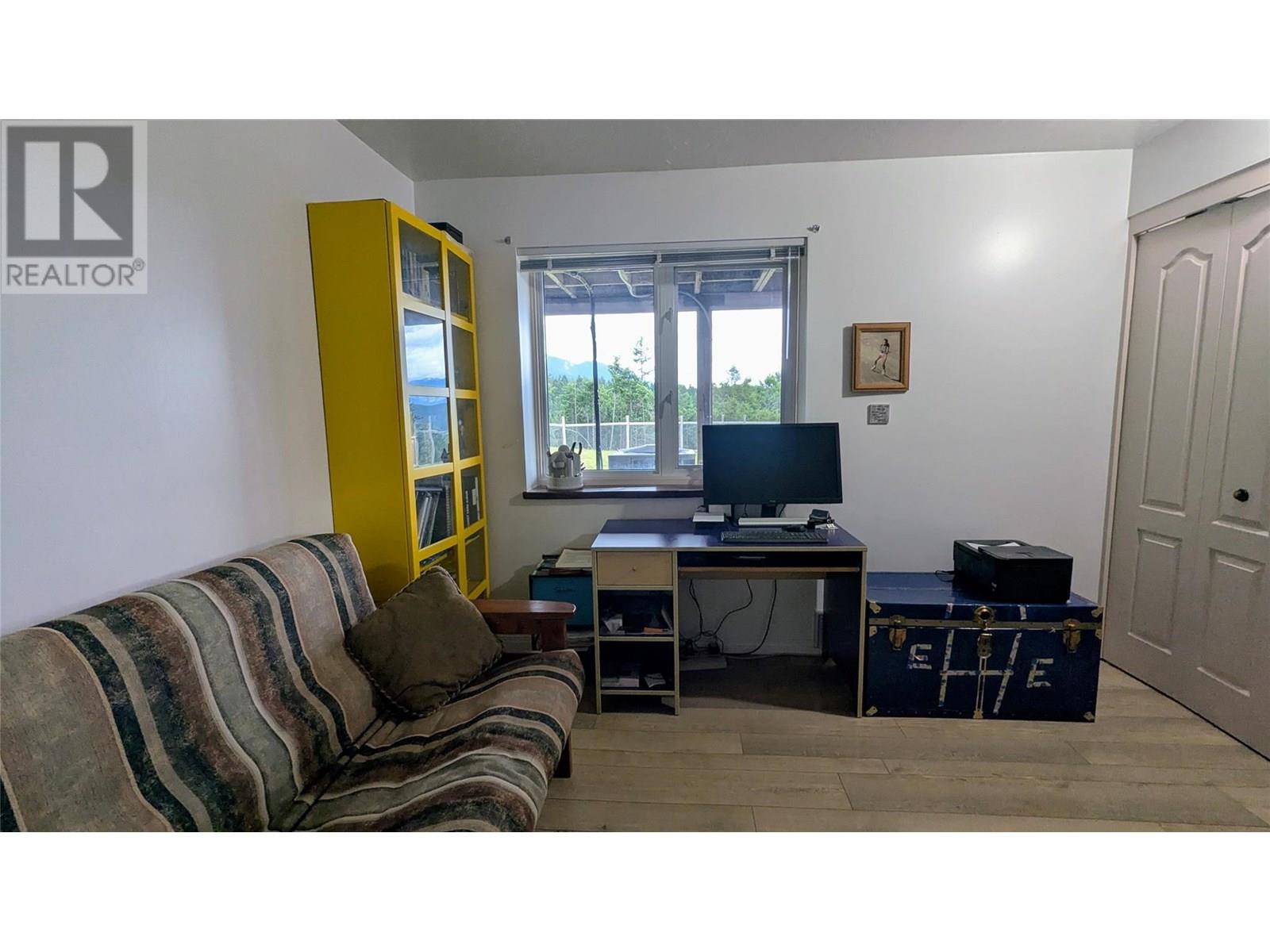 5761 Lautrup Road, Edgewater, British Columbia  V0A 1E0 - Photo 44 - 10354969