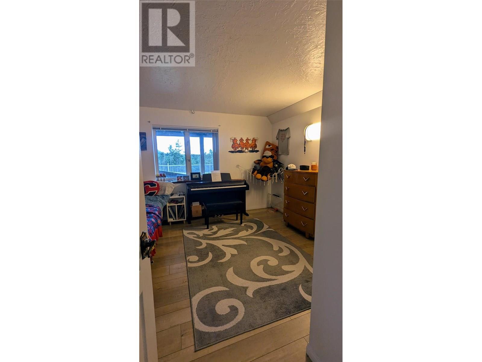 5761 Lautrup Road, Edgewater, British Columbia  V0A 1E0 - Photo 49 - 10354969