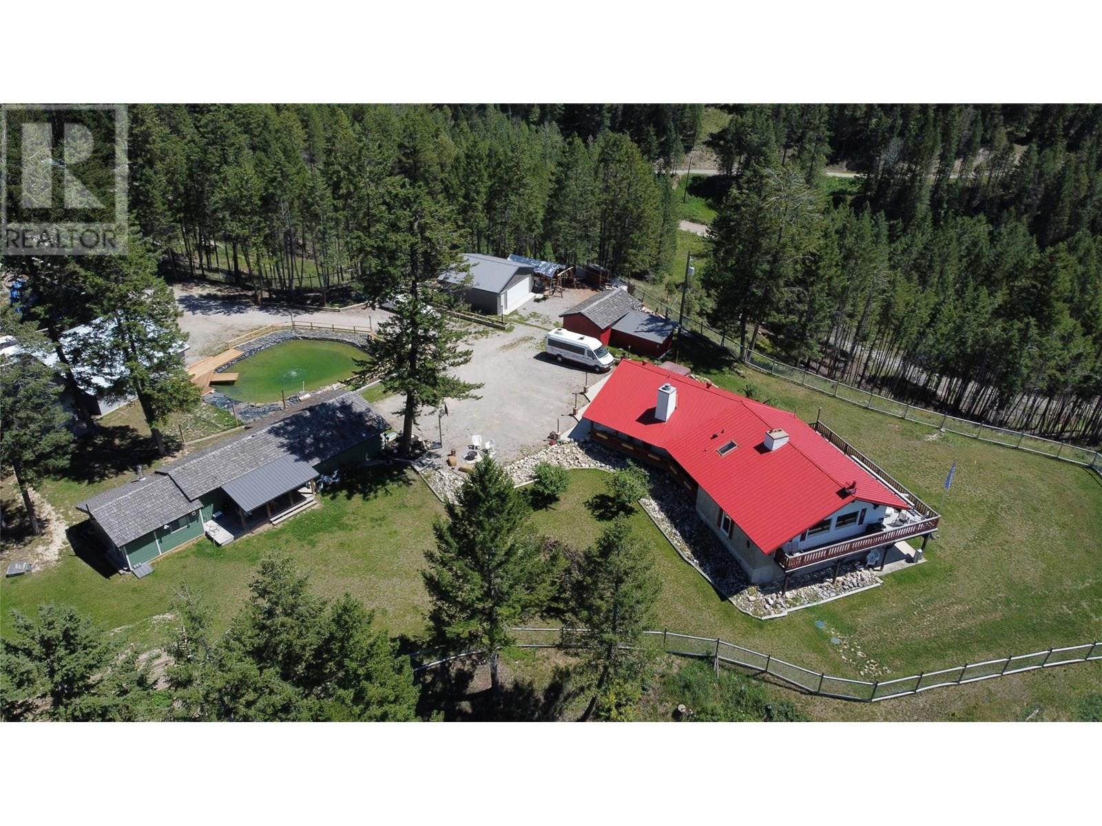 5761 Lautrup Road, Edgewater, British Columbia  V0A 1E0 - Photo 62 - 10354969
