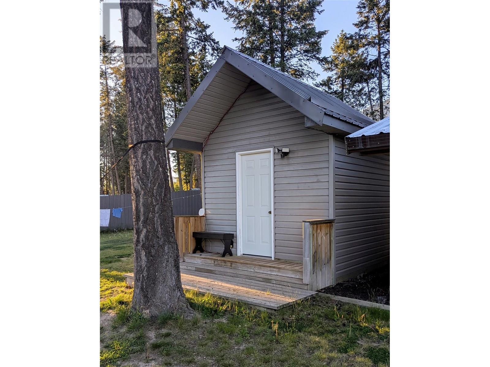 5761 Lautrup Road, Edgewater, British Columbia  V0A 1E0 - Photo 70 - 10354969