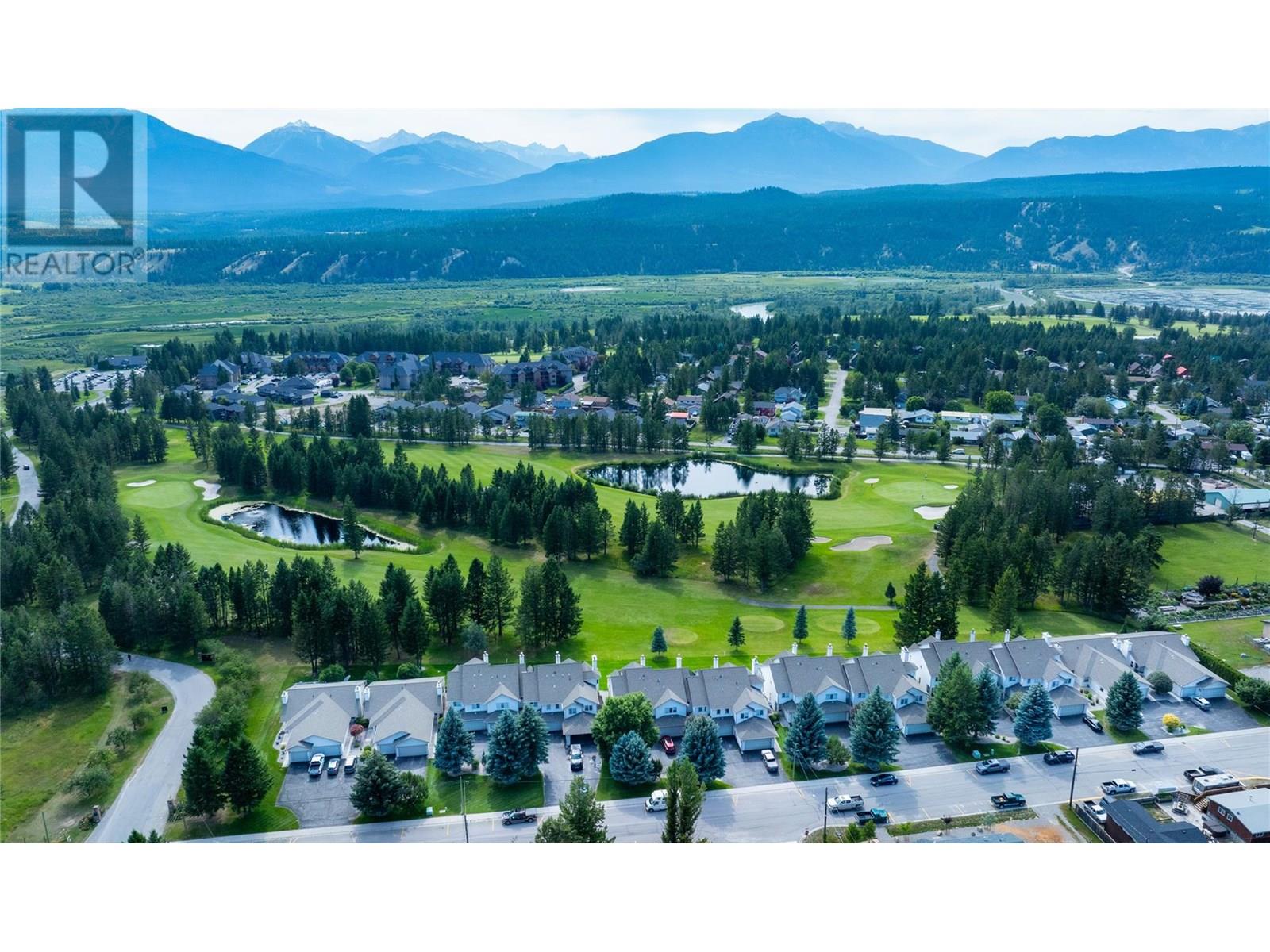 7525 Columbia Avenue Unit# 17, Radium Hot Springs, British Columbia  V0A 1M0 - Photo 2 - 10356104