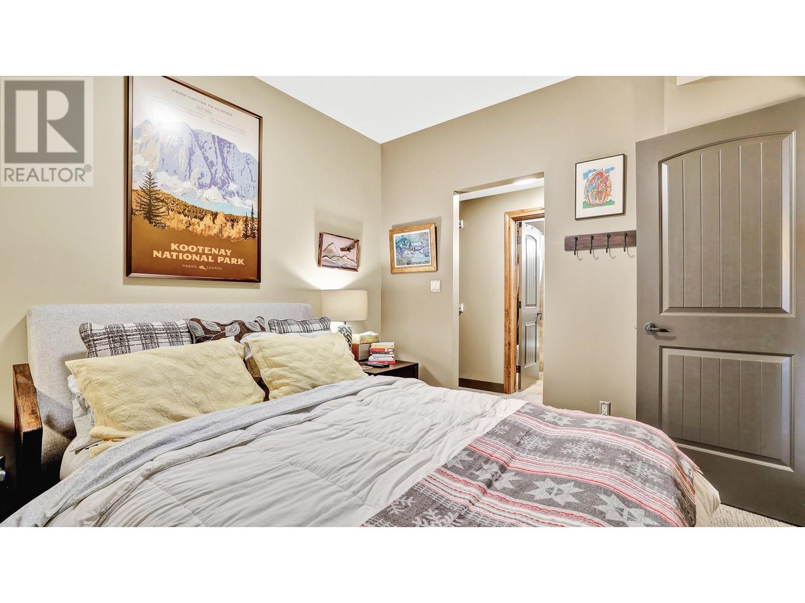 7495 Columbia Avenue Unit# 2111, Radium Hot Springs, British Columbia  V0A 1M0 - Photo 13 - 10355805