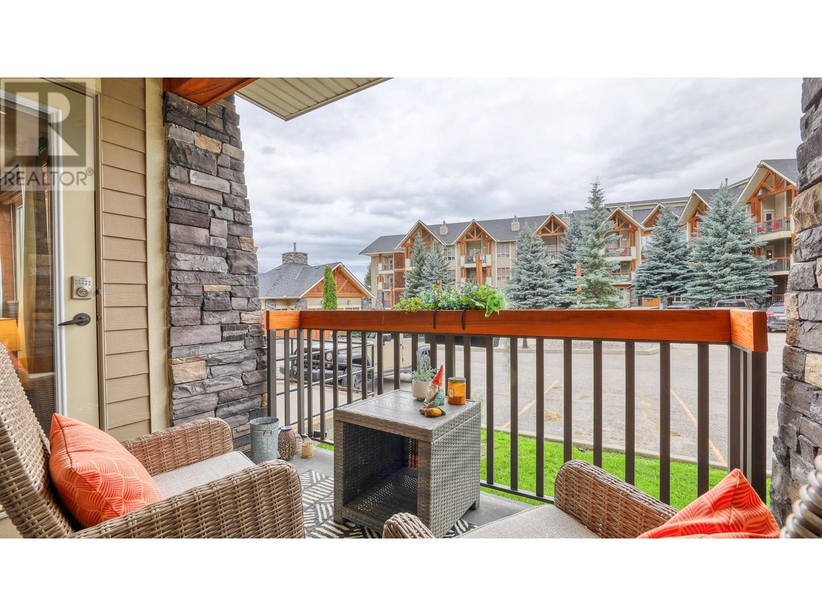 7495 Columbia Avenue Unit# 2111, Radium Hot Springs, British Columbia  V0A 1M0 - Photo 17 - 10355805