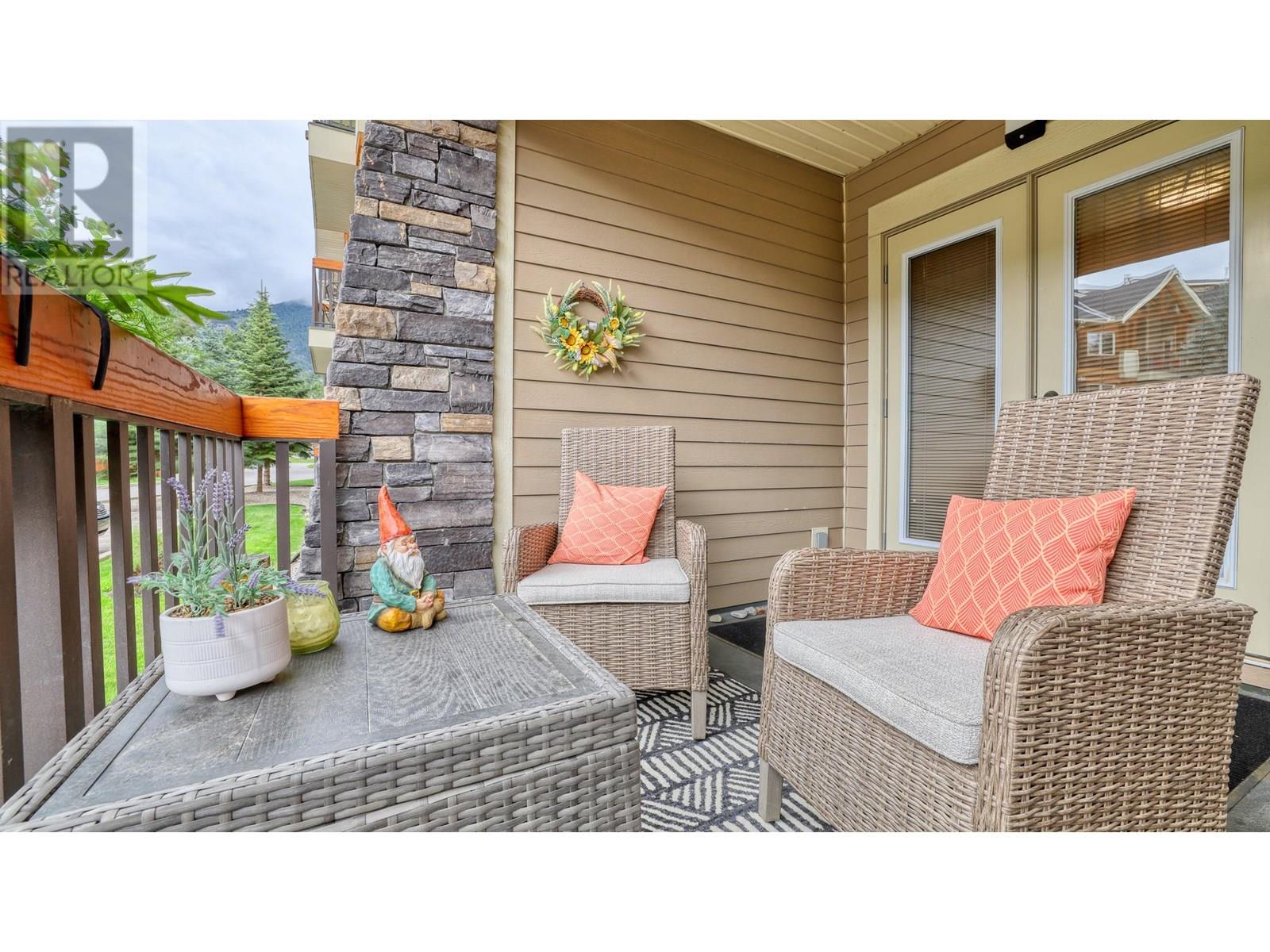 7495 Columbia Avenue Unit# 2111, Radium Hot Springs, British Columbia  V0A 1M0 - Photo 19 - 10355805