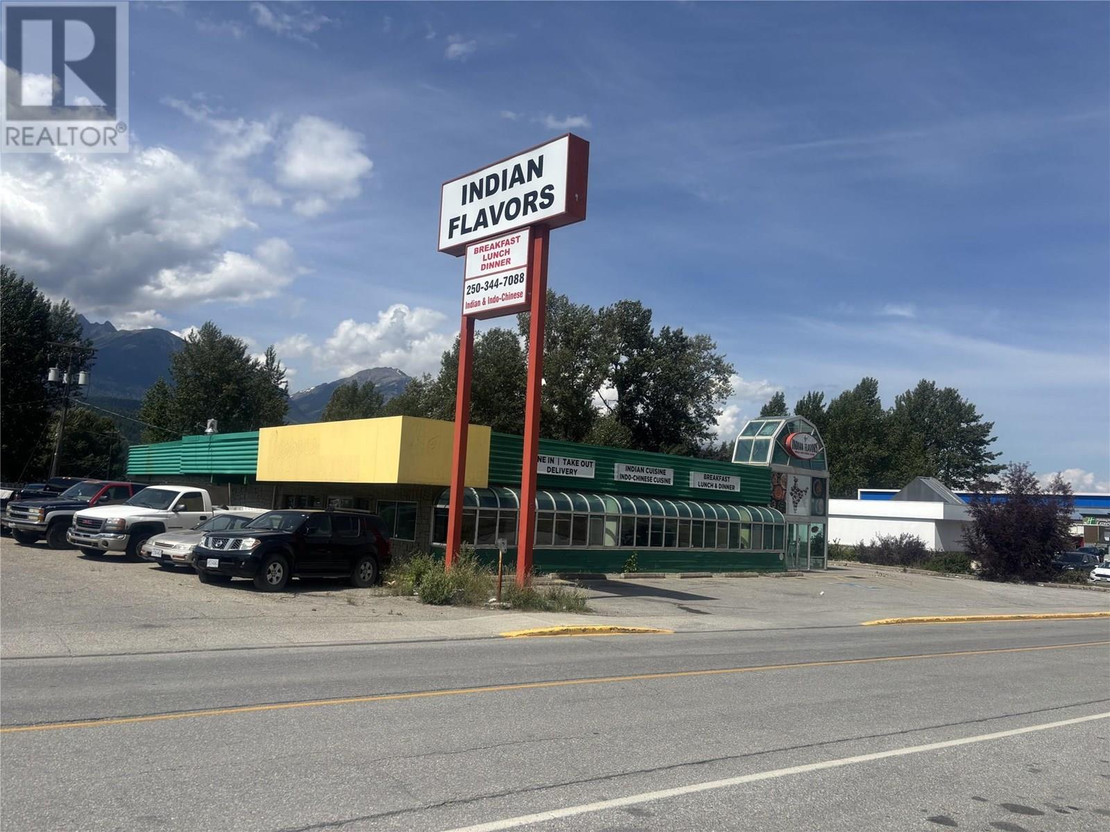 1205 Trans Canada Highway, Golden, British Columbia  V0A 1H1 - Photo 31 - 10356303