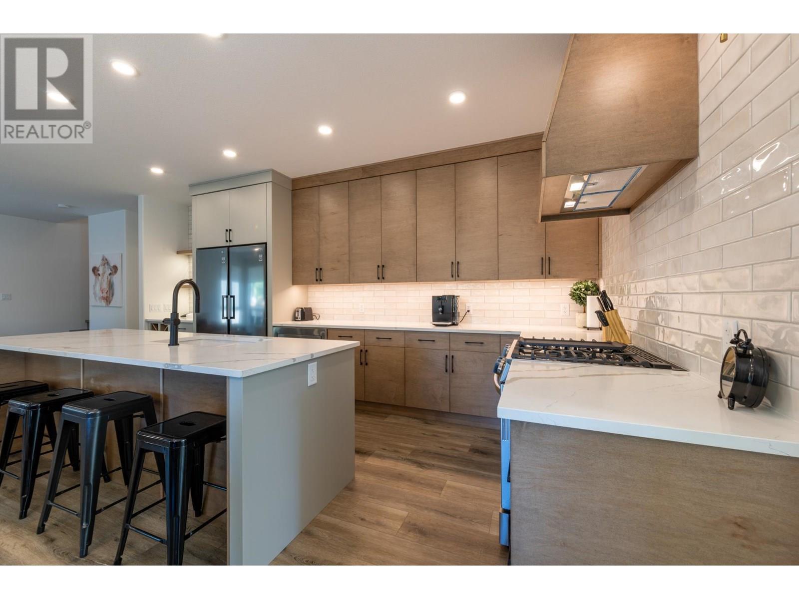 1538 Cedar Street, Golden, British Columbia  V0A 1H0 - Photo 11 - 10356226