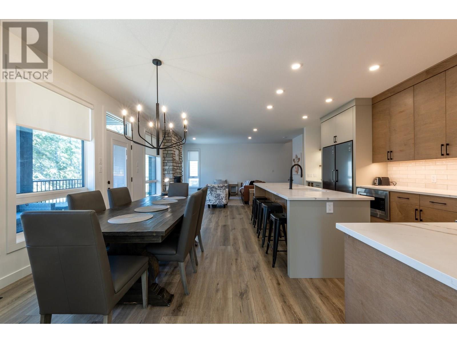 1538 Cedar Street, Golden, British Columbia  V0A 1H0 - Photo 12 - 10356226