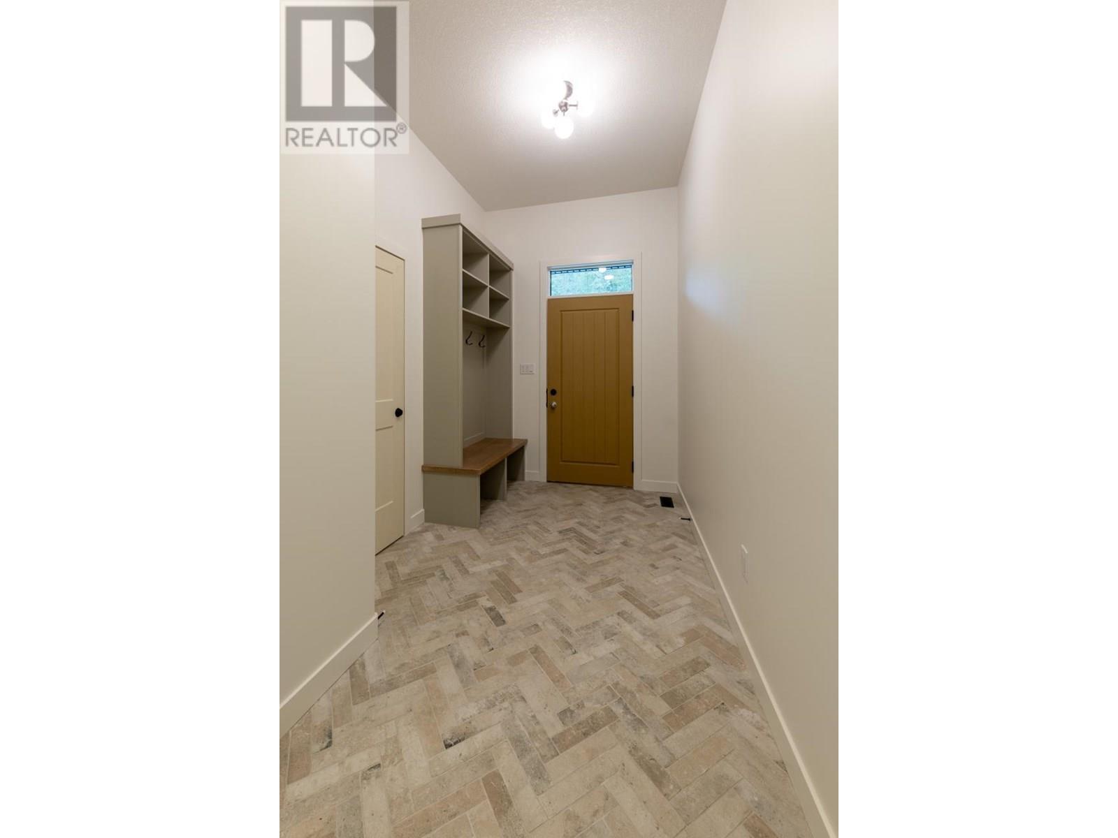1538 Cedar Street, Golden, British Columbia  V0A 1H0 - Photo 17 - 10356226