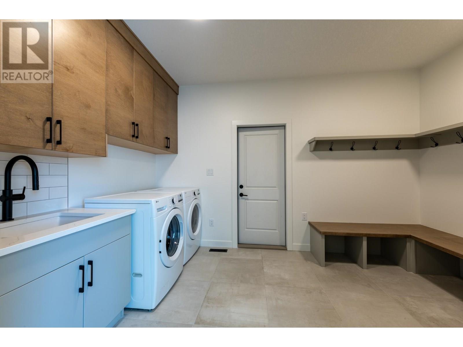 1538 Cedar Street, Golden, British Columbia  V0A 1H0 - Photo 19 - 10356226