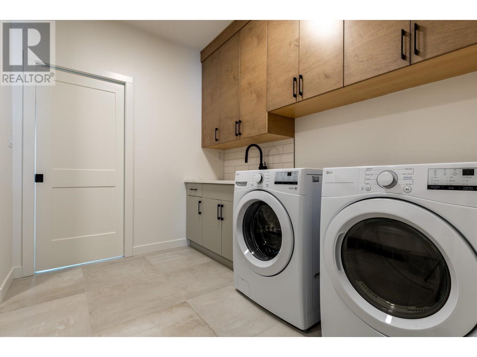 1538 Cedar Street, Golden, British Columbia  V0A 1H0 - Photo 20 - 10356226