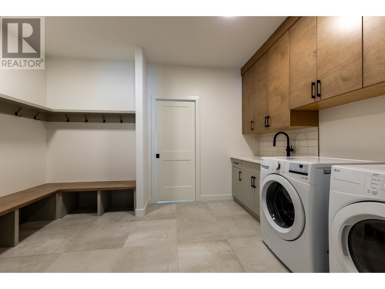 1538 Cedar Street, Golden, British Columbia  V0A 1H0 - Photo 21 - 10356226