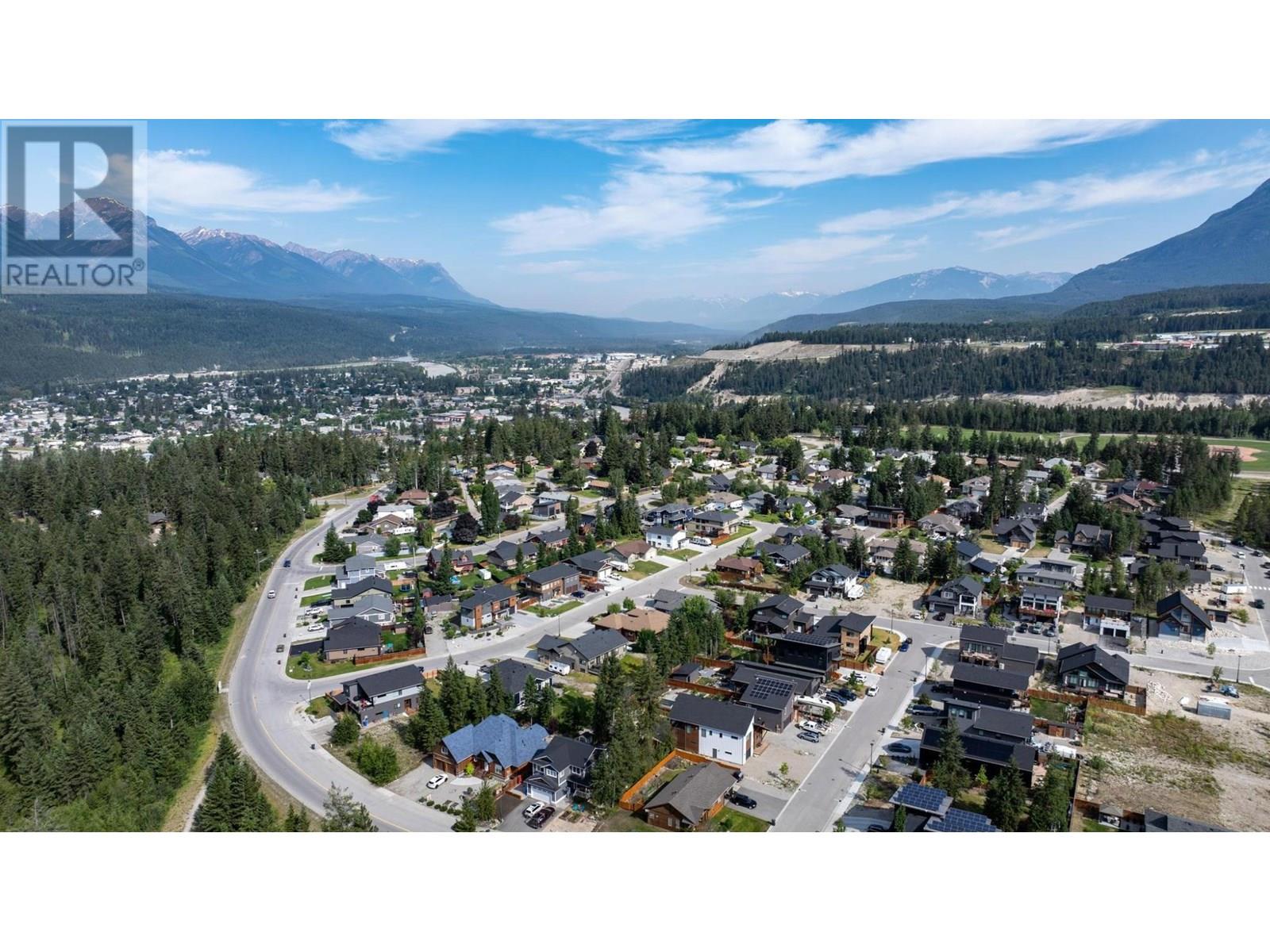 1538 Cedar Street, Golden, British Columbia  V0A 1H0 - Photo 68 - 10356226