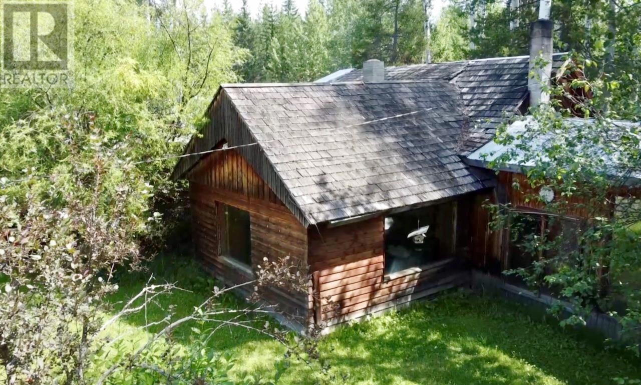 2383 Kettleston Road, Golden, British Columbia  V0A 1H0 - Photo 13 - 10356350
