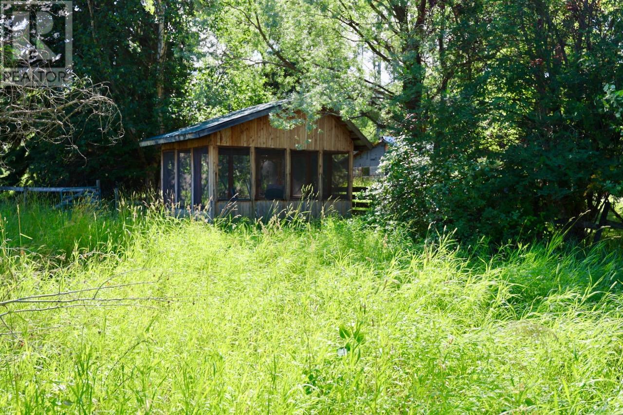 2383 Kettleston Road, Golden, British Columbia  V0A 1H0 - Photo 16 - 10356350