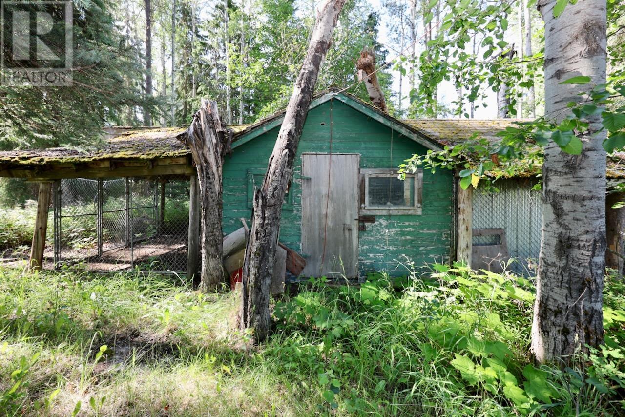 2383 Kettleston Road, Golden, British Columbia  V0A 1H0 - Photo 18 - 10356350