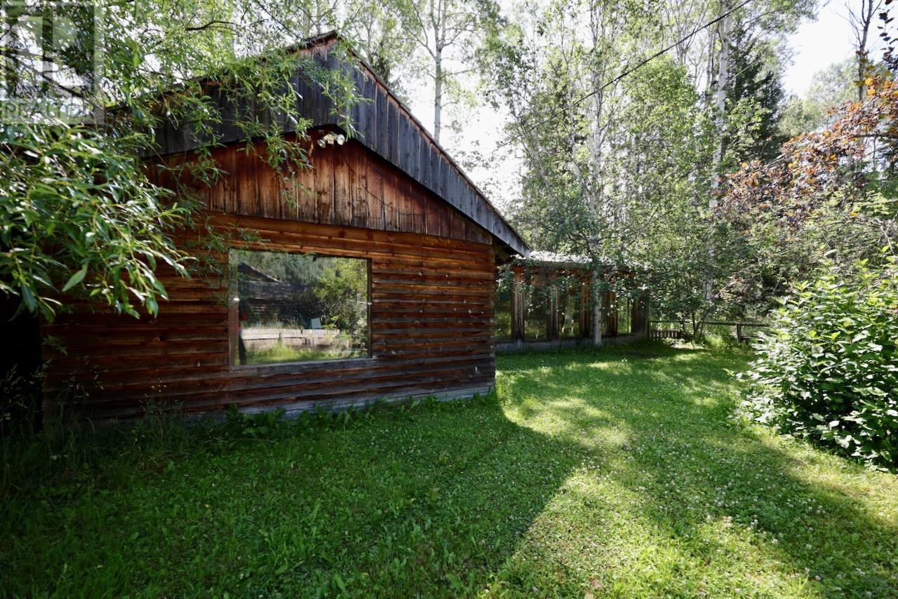 2383 Kettleston Road, Golden, British Columbia  V0A 1H0 - Photo 33 - 10356350