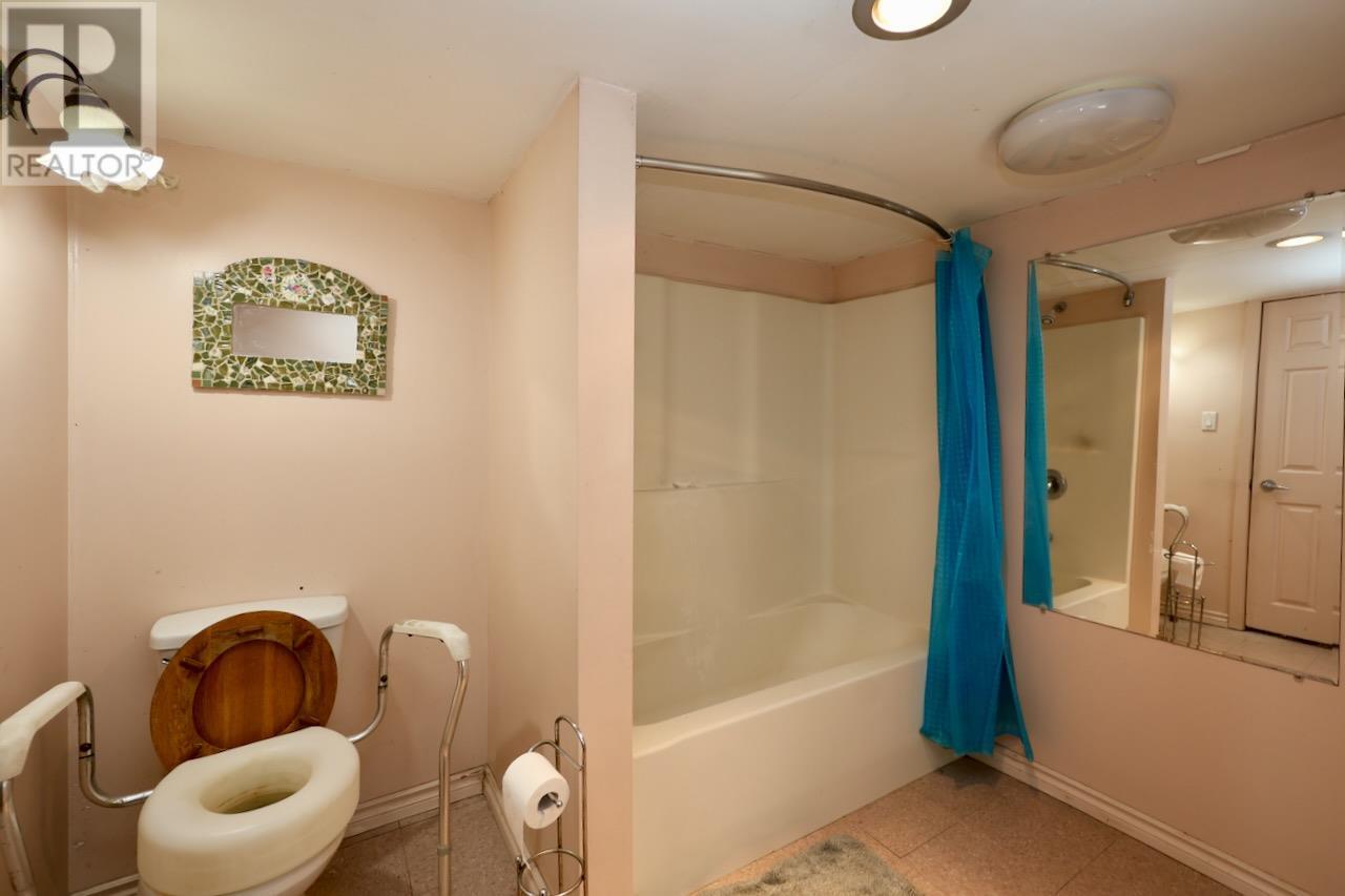 2383 Kettleston Road, Golden, British Columbia  V0A 1H0 - Photo 80 - 10356350