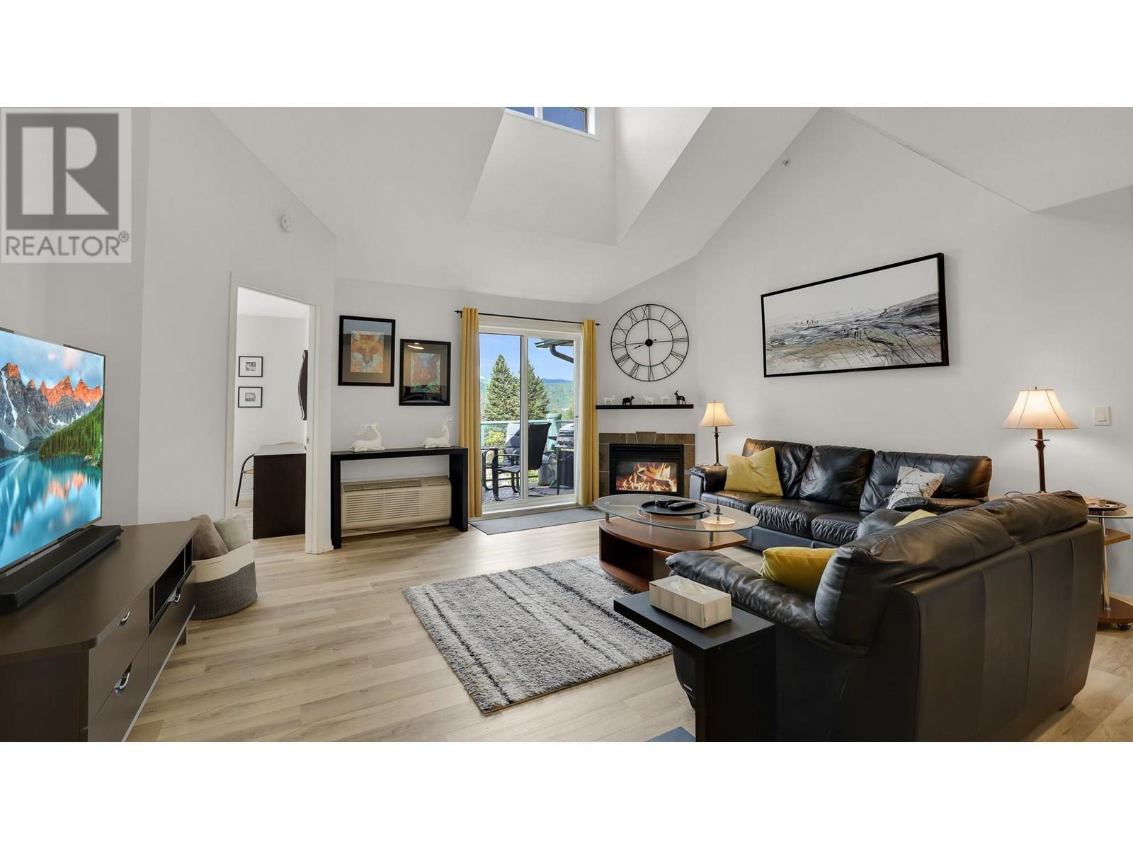 4765 FORSTERS LANDING Road Unit# 307, Radium Hot Springs, British Columbia